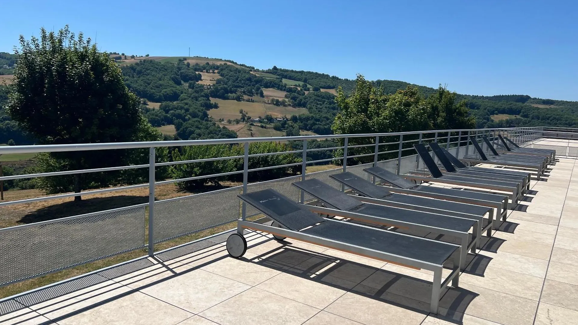 La Belle Vue - Piscine - Clim Appartement Trébas